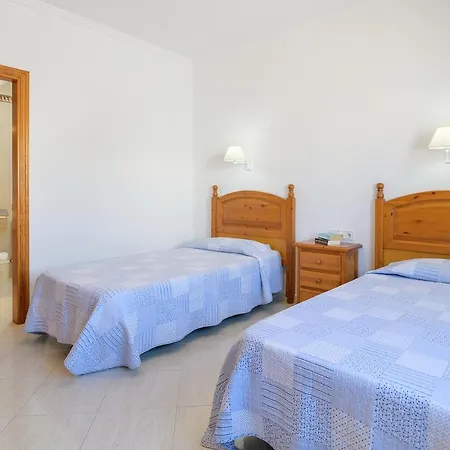 Villa Pacifico *